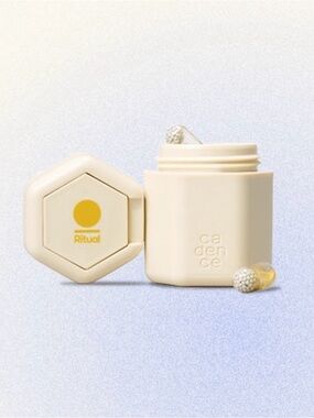 New Cadence Capsule Yellow Reusable Container
